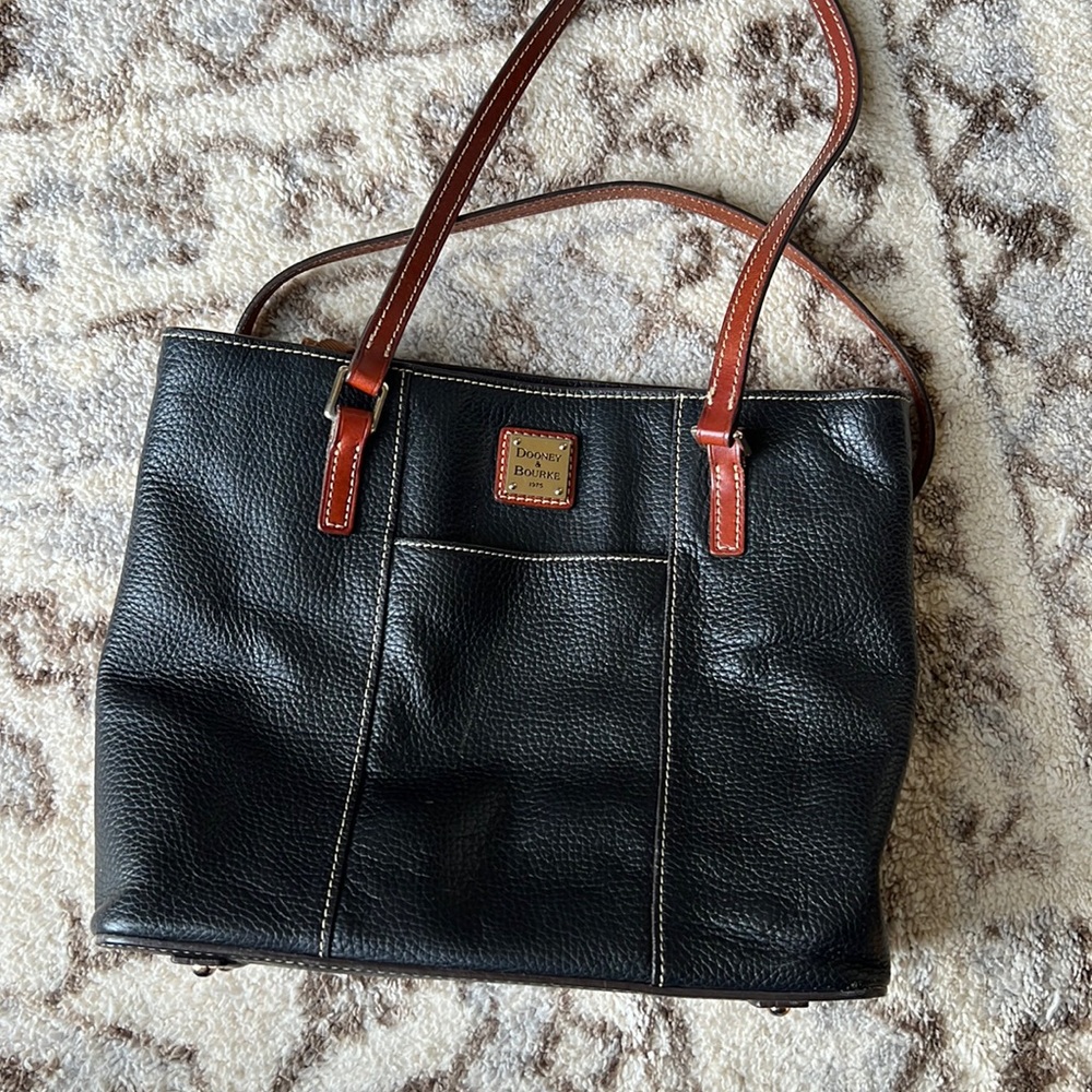 Dooney & Bourke Bag
